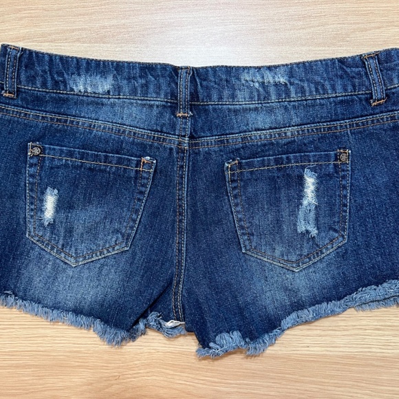 Something Trickie denim shorts size 11 - Picture 3 of 3
